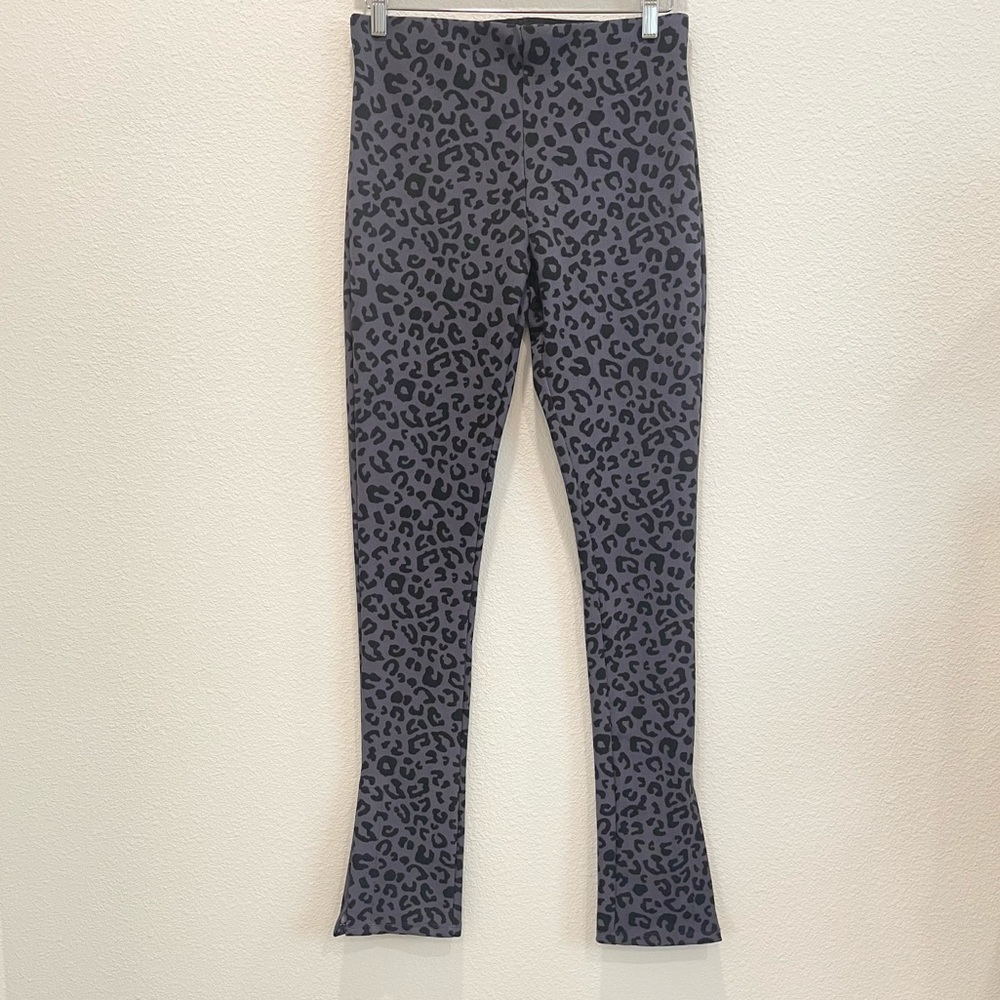 NWT! ZARA Gray & Black Cheetah Print Leggings!